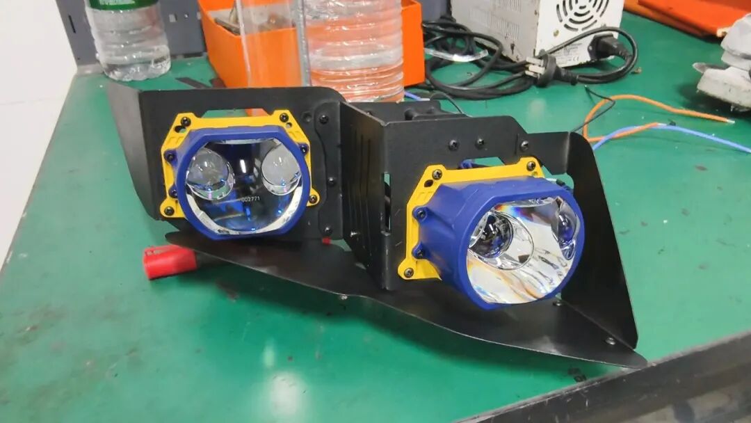 标致408X大灯升级4透镜 马瑞利雨雾通双直射LED透镜