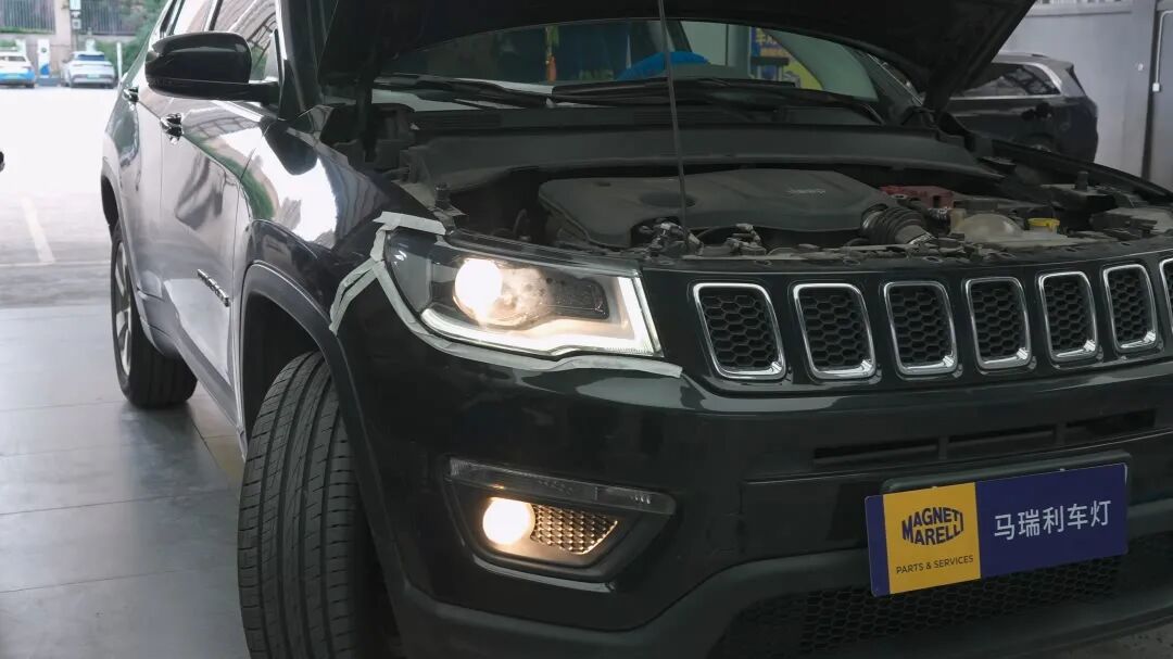 JEEP指南者改前原车灯光效果