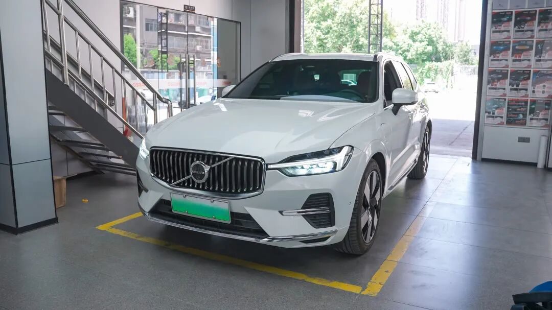 沃尔沃XC60车灯升级6组马瑞利矩阵透镜 6近光12远光