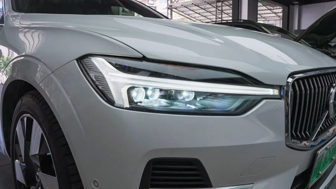 沃尔沃XC60车灯升级6组马瑞利矩阵透镜 6近光12远光