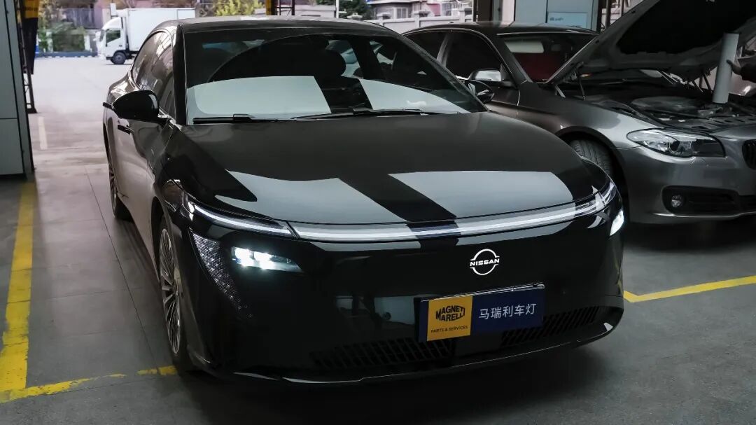 日产N7大灯升级3组马瑞利矩阵透镜 4近光6远光