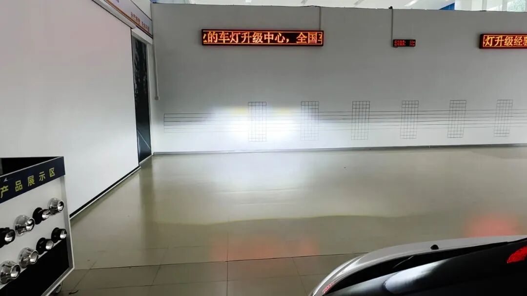 五菱NanoEV改后升级灯光效果